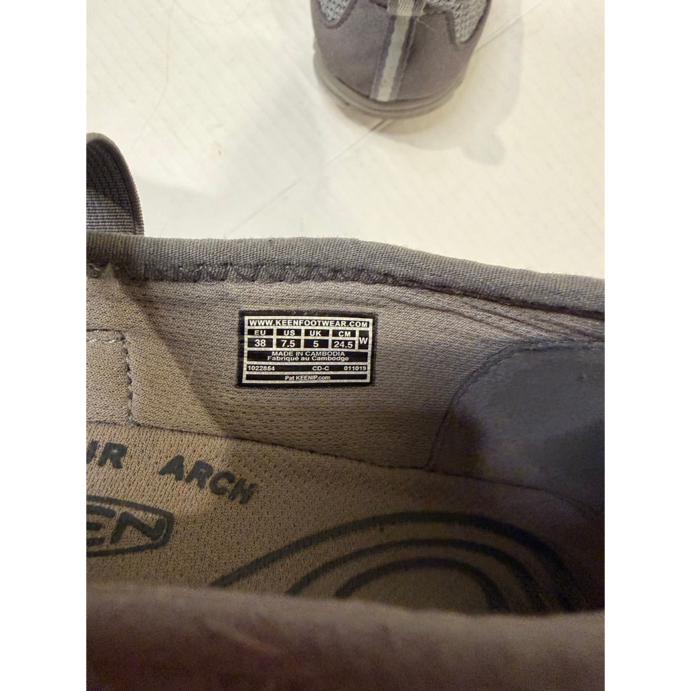 Women's Keen Gray Flats & Loafers Size 7.5 - Picture 8 of 8